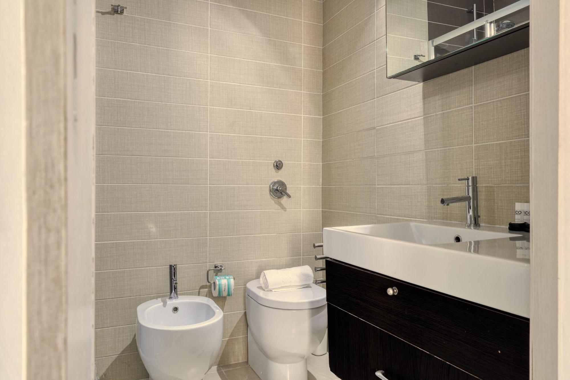 Joivy Bright 1br Flat Near Centro Storico Mailand